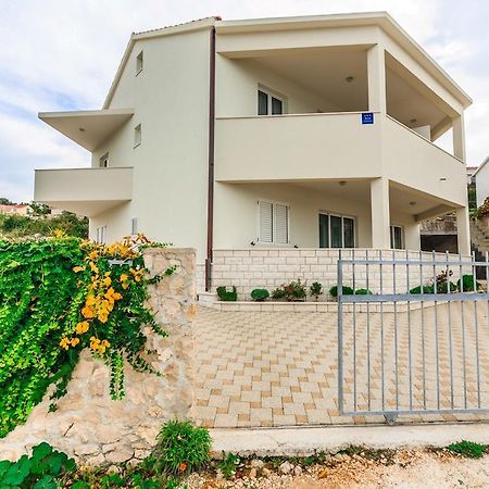 רוגוזניצה Apartments Rogulj מראה חיצוני תמונה