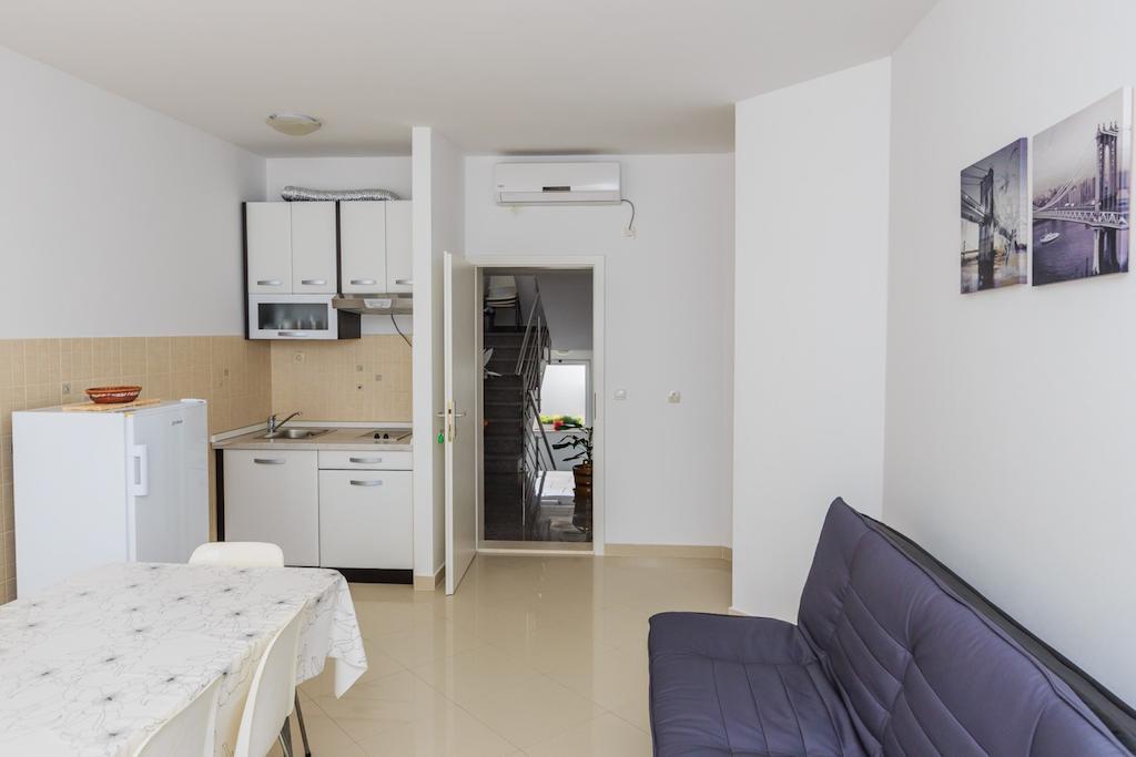 רוגוזניצה Apartments Rogulj חדר תמונה