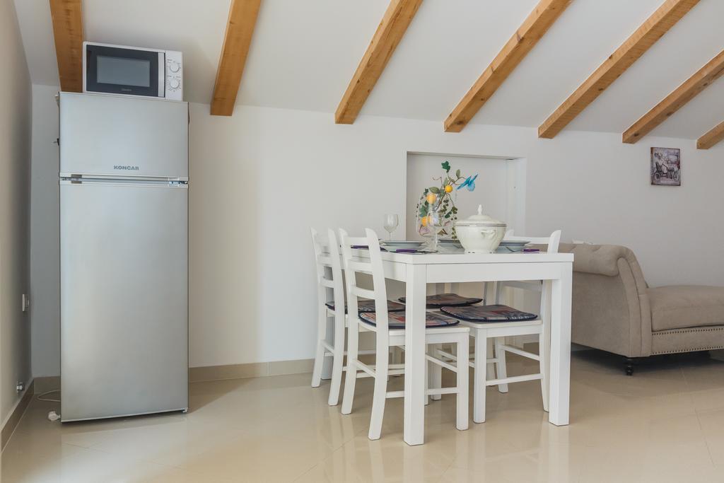 רוגוזניצה Apartments Rogulj חדר תמונה