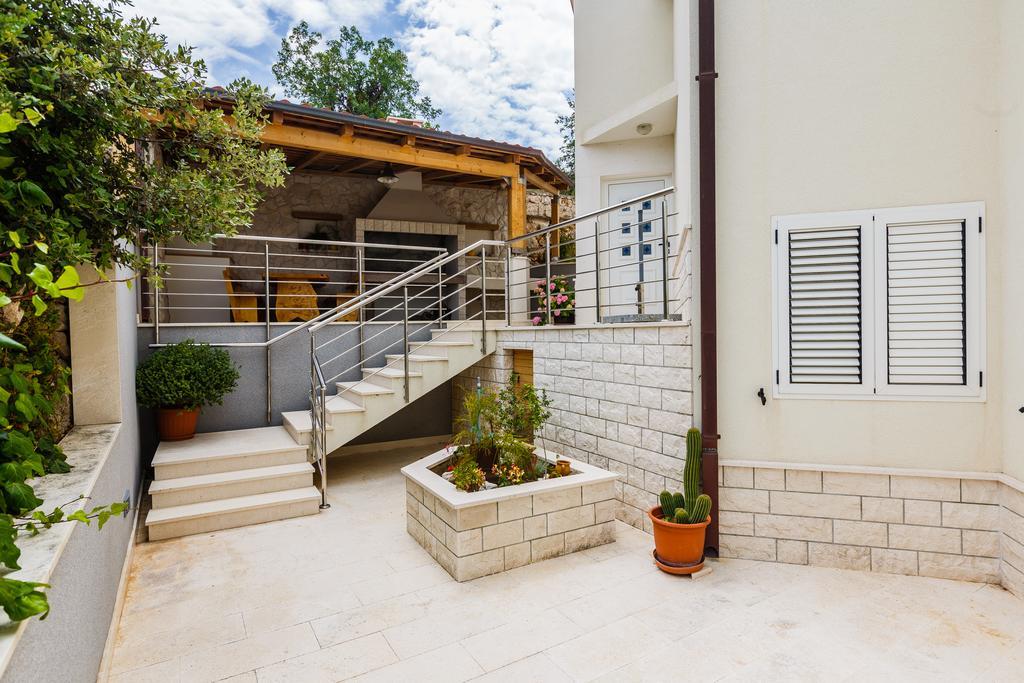 רוגוזניצה Apartments Rogulj מראה חיצוני תמונה