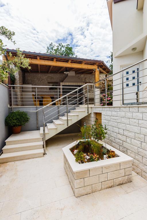 רוגוזניצה Apartments Rogulj מראה חיצוני תמונה