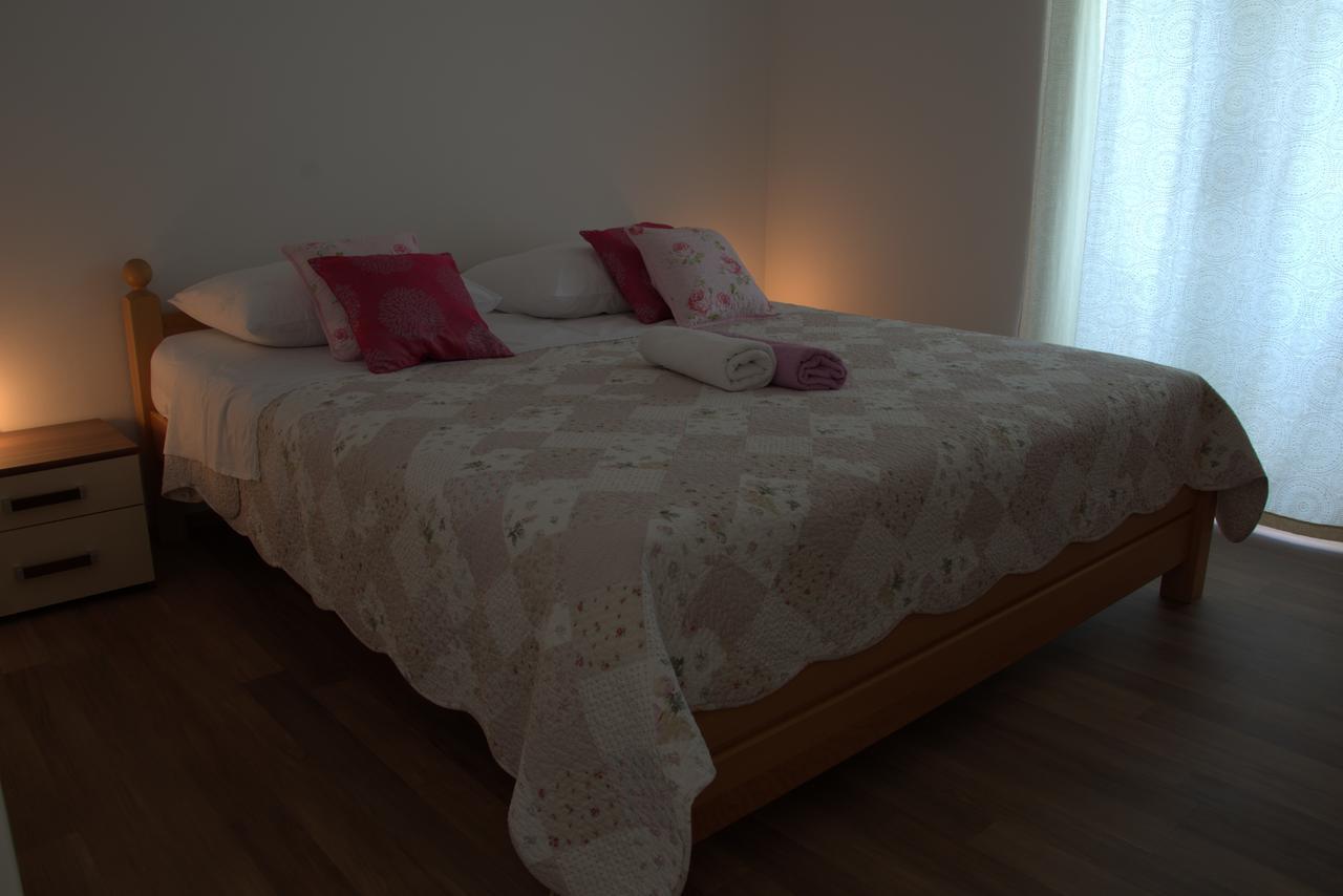 רוגוזניצה Apartments Rogulj מראה חיצוני תמונה